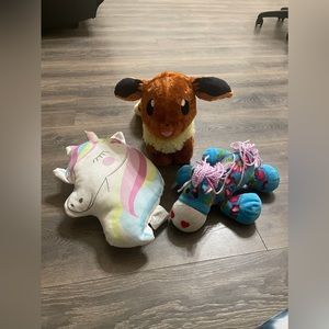 Stuffed animal bundle